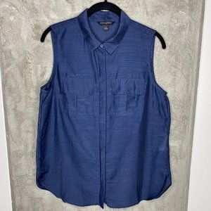 Banana Republic | Navy Sleeveless ButtonUp Pockets